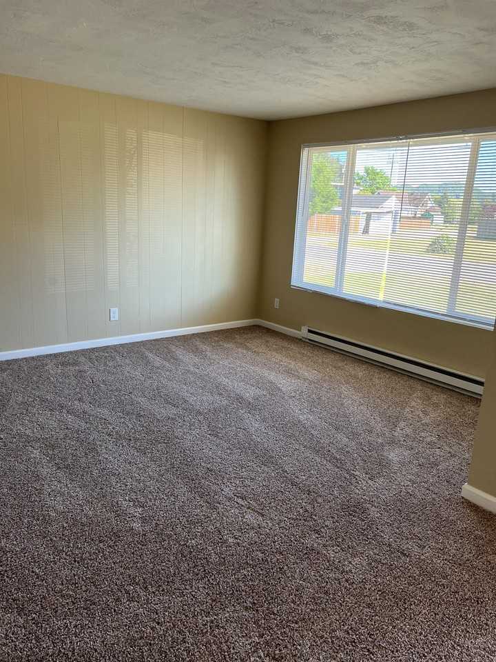 506 E Elma Ave #506 - Photo 3 of 9