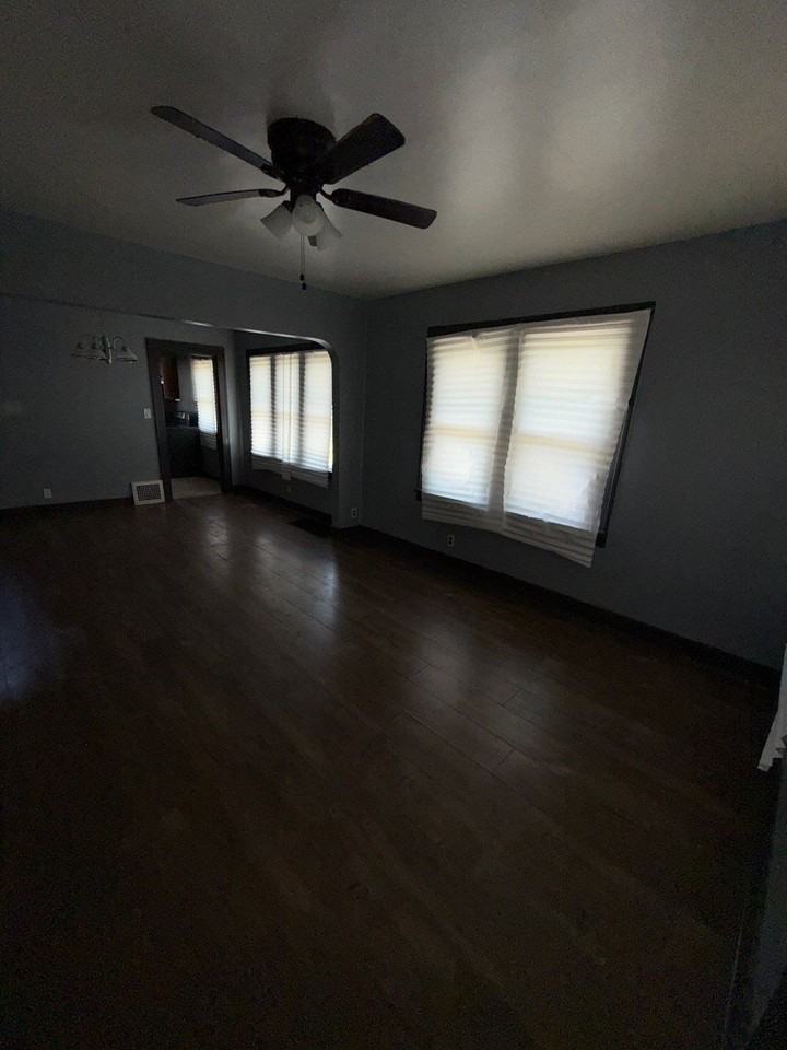 432 Lexington Ave - Photo 3 of 8