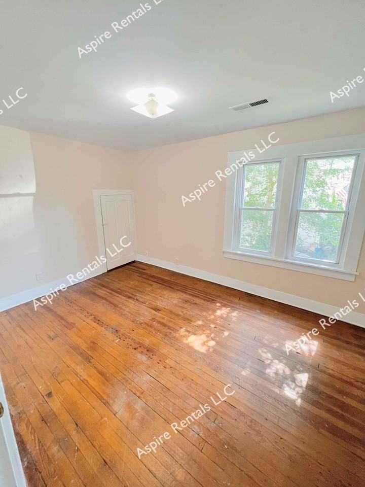 17 Pendleton St - Photo 3 of 9