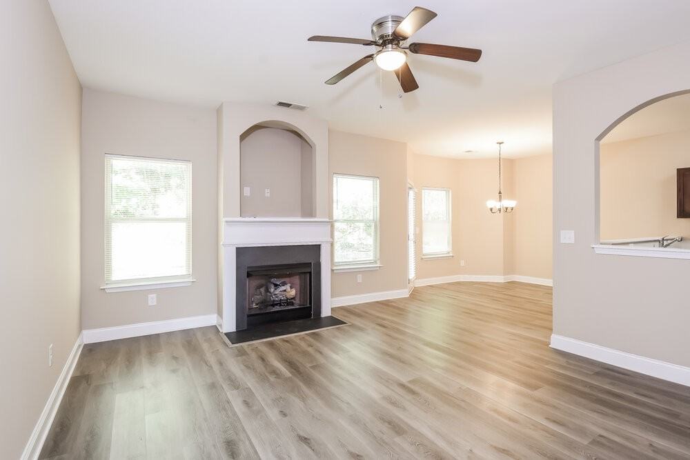 125 Bethany Manor Dr - Photo 5 of 17