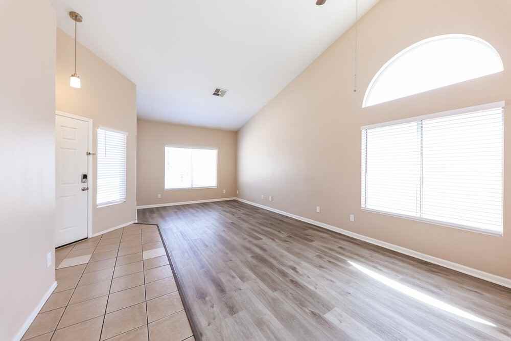 14815 W Dovestar Dr - Photo 4 of 16