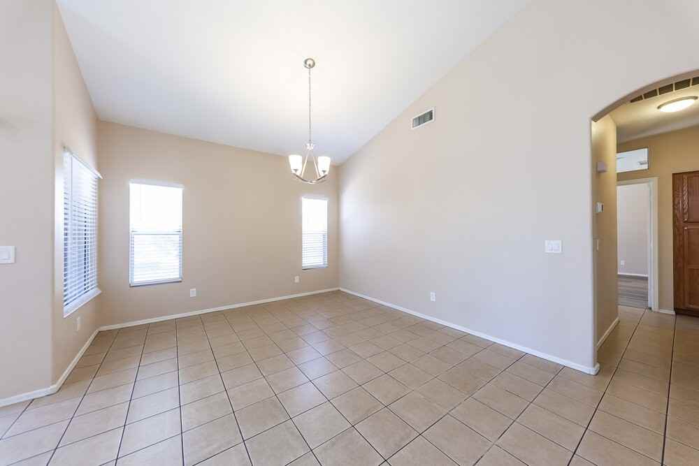 14815 W Dovestar Dr - Photo 7 of 16