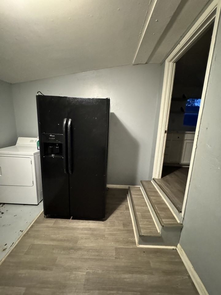 714 N Union St #2 - Photo 2 of 8
