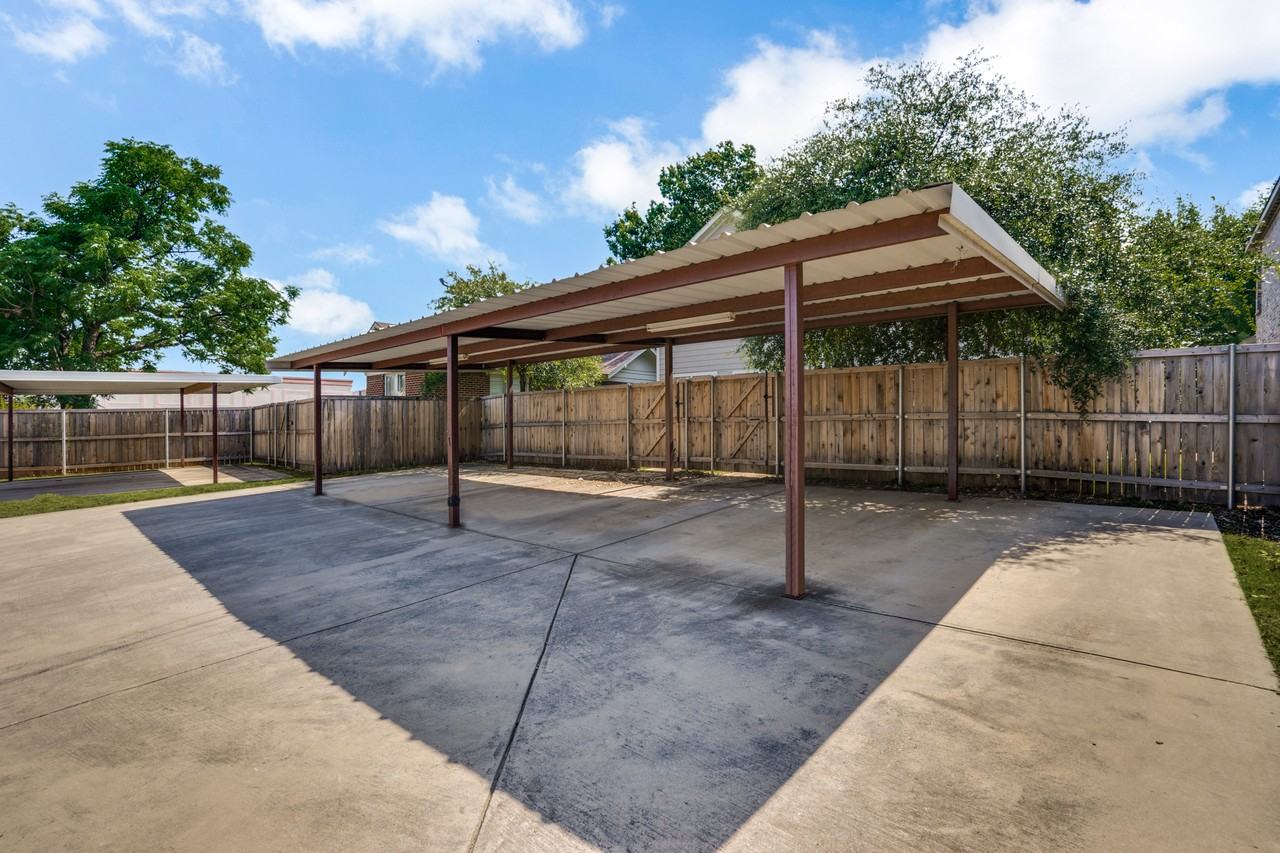 3127 Lubbock Ave #3127 - Photo 3 of 15