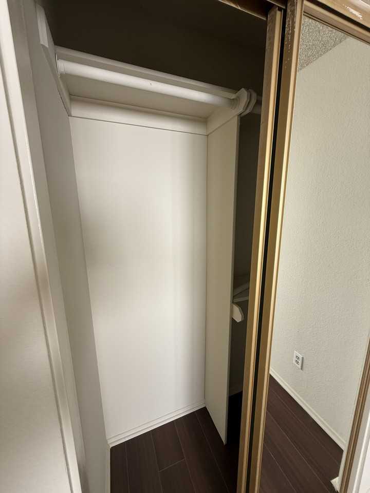 11312 Morrison St #6 - Photo 3 of 25