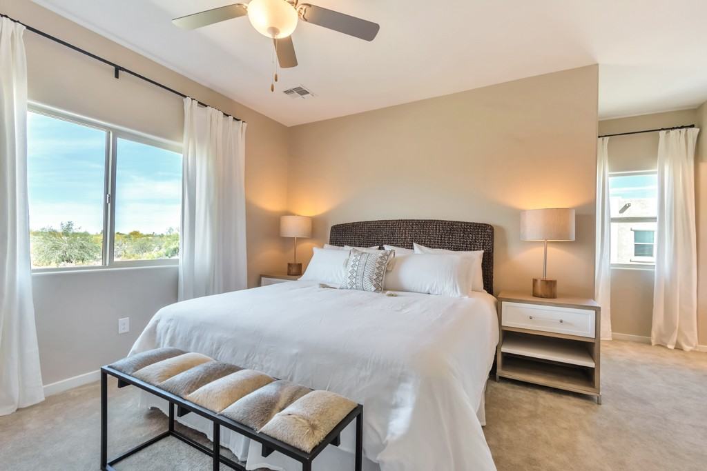 3757 W Goshen Dr - Photo 2 of 15