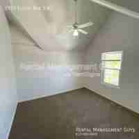 featured image of 1916 Elliot Ave #2