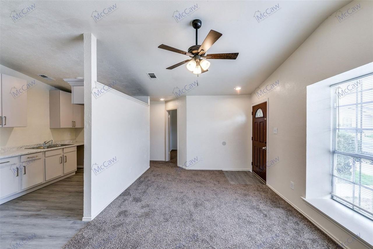 9912 Hustead St - Photo 2 of 13