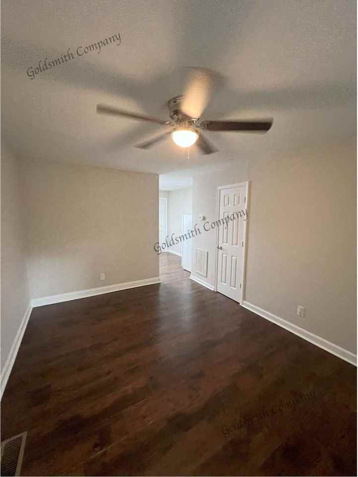 10D Averill St - Photo 5 of 10