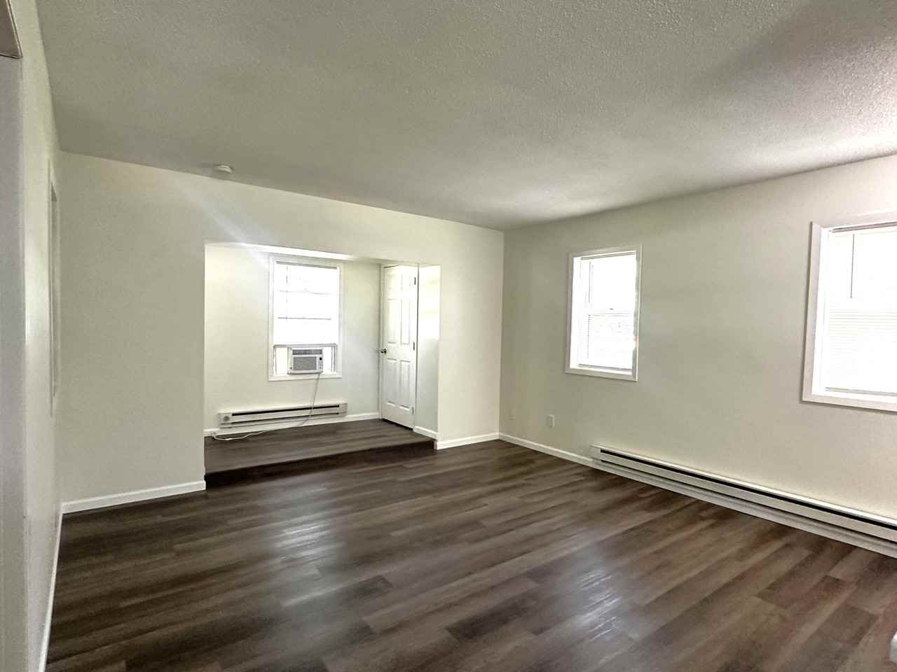 1402 1st St #1 - Photo 3 of 21