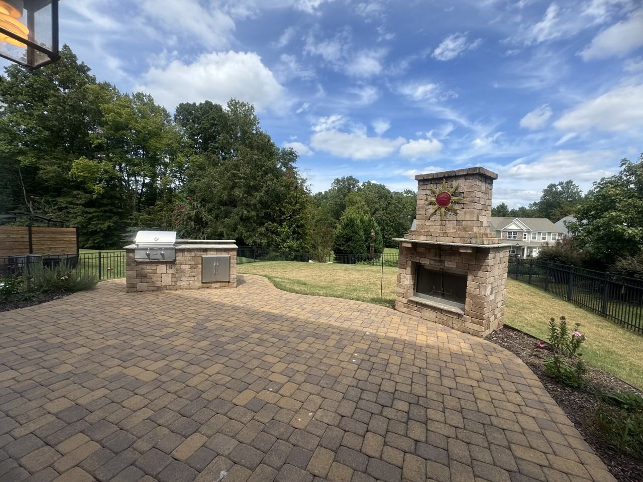 3024 Kirkwall Ln - Photo 7 of 31