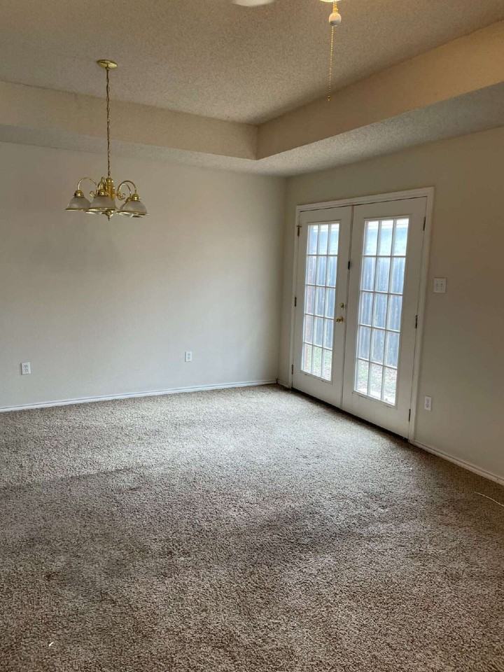 3406 97th St - Photo 2 of 11