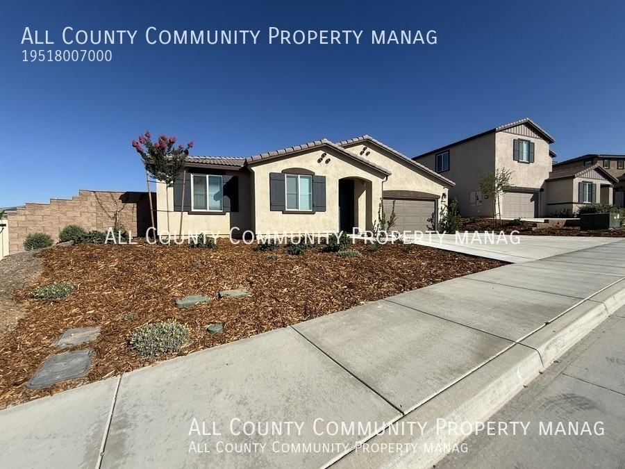 11615 Zoeller St - Photo 2 of 50