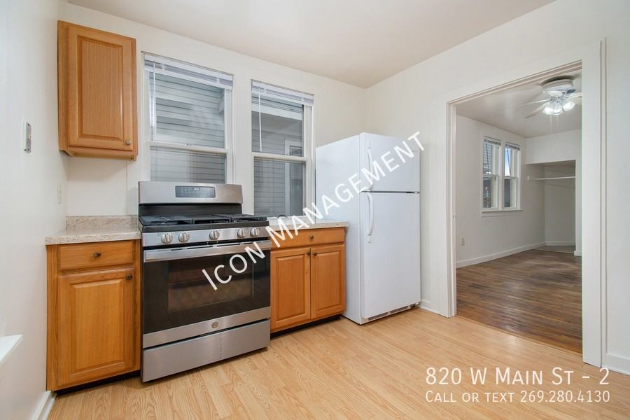 820 W Main St #2 - Photo 2 of 11