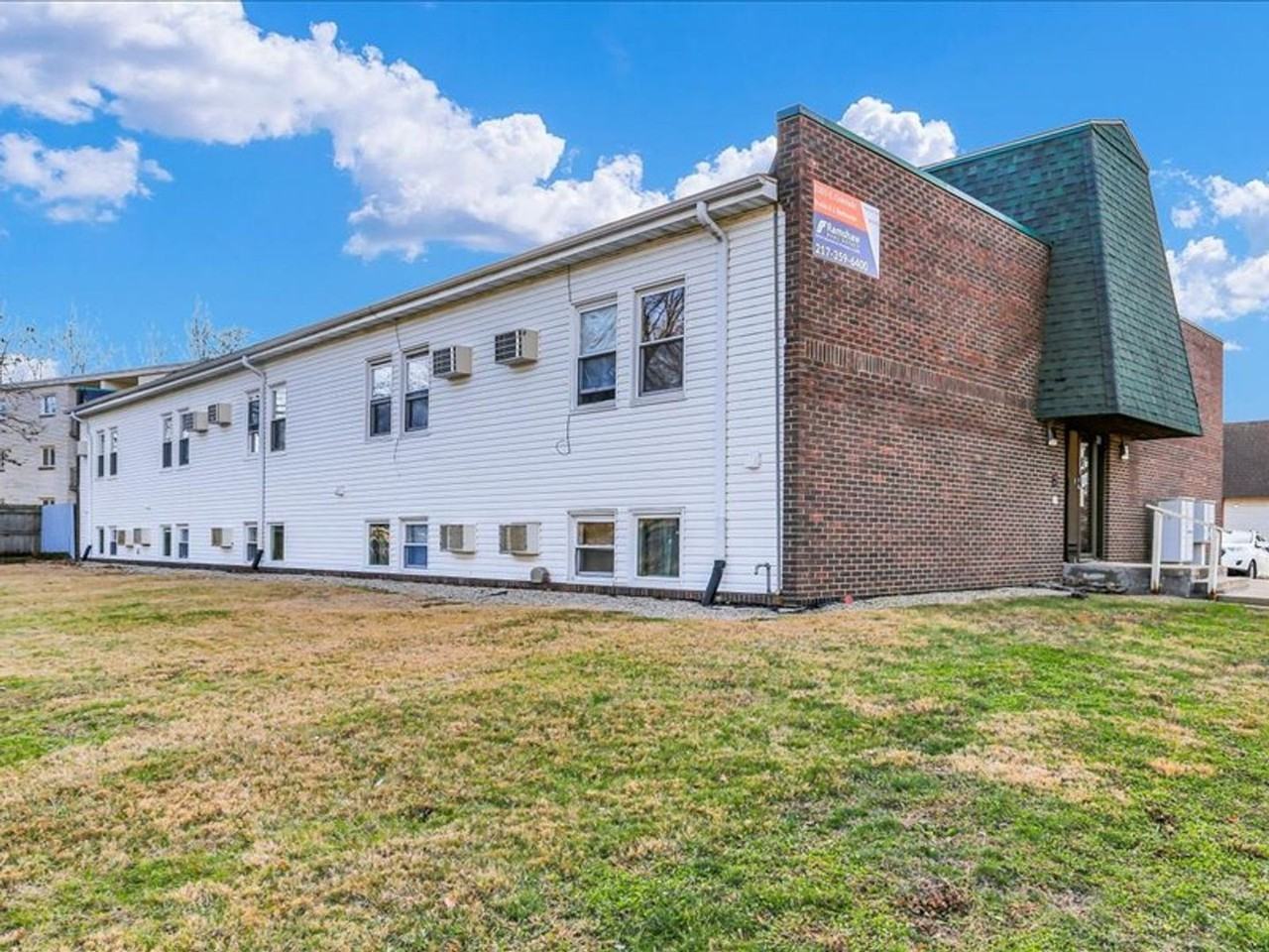 1005 E Colorado - Photo 2 of 7