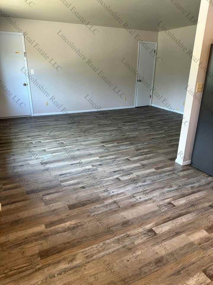 1015 Summit Avenue, Unit Unit 2 - Photo 3 of 13