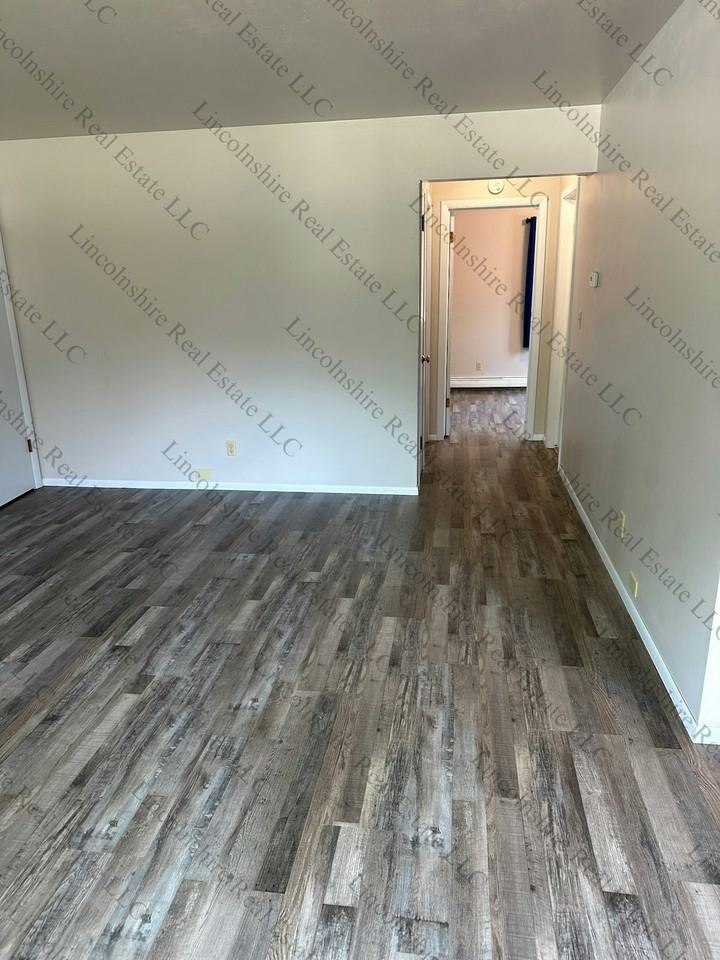 1015 Summit Avenue, Unit Unit 2 - Photo 4 of 13