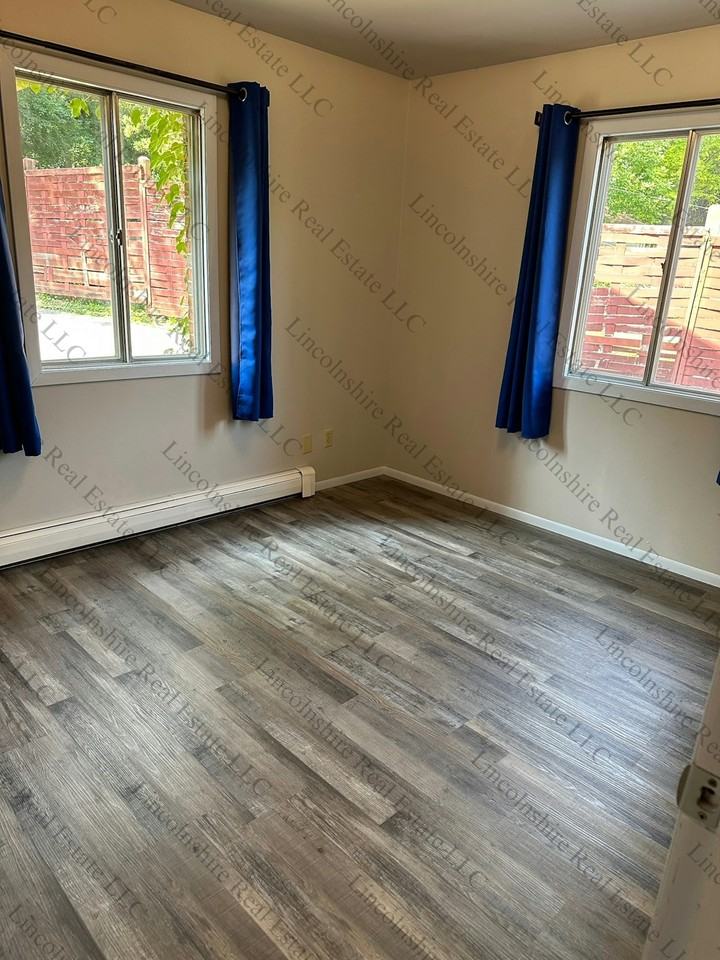 1015 Summit Avenue, Unit Unit 2 - Photo 7 of 13