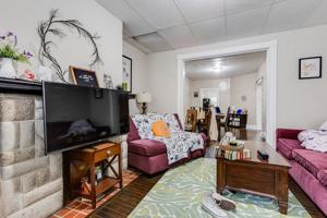 featured image of 406 Kingsboro St