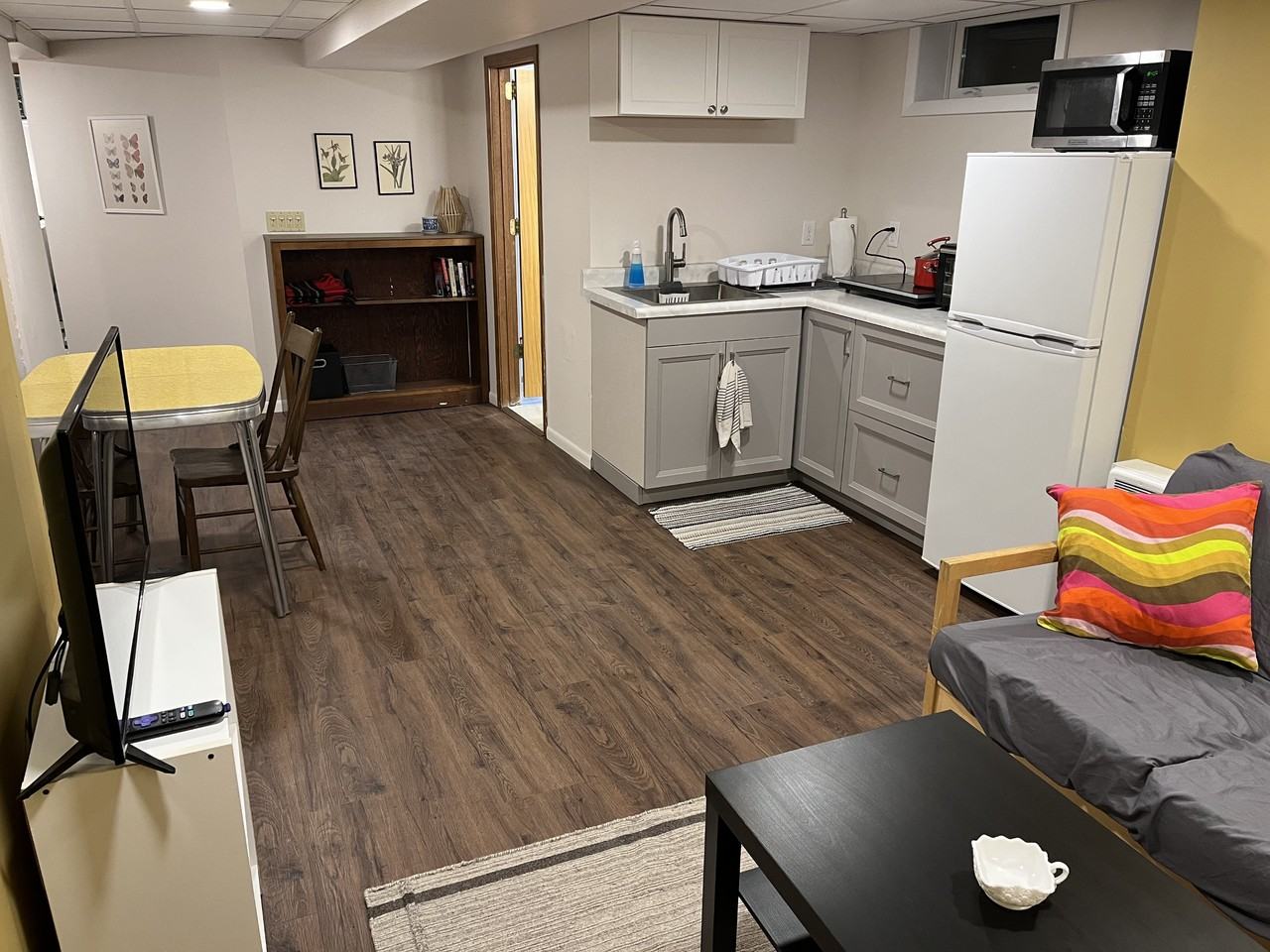 604 Simpson St - Photo 2 of 12