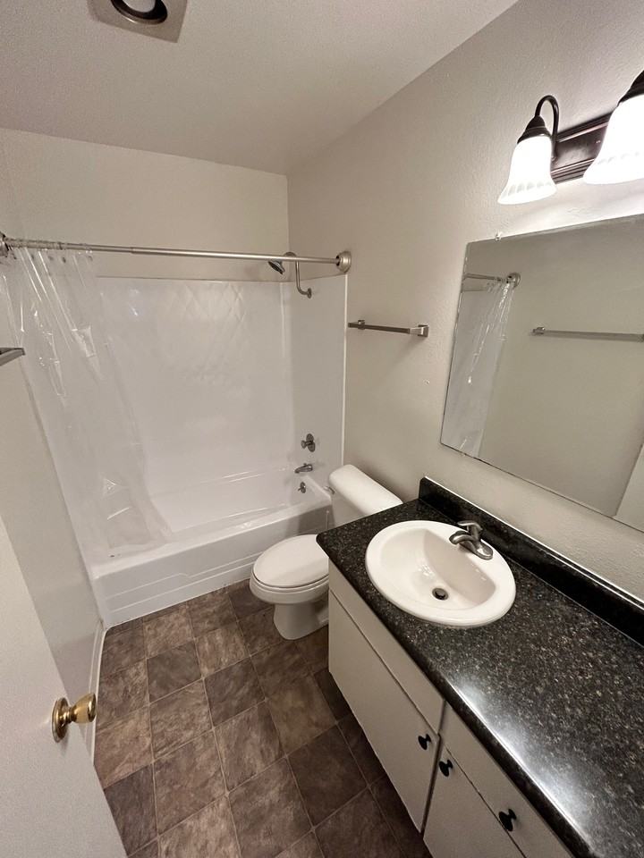 Woodlands Townhomes - Photo 6 of 50