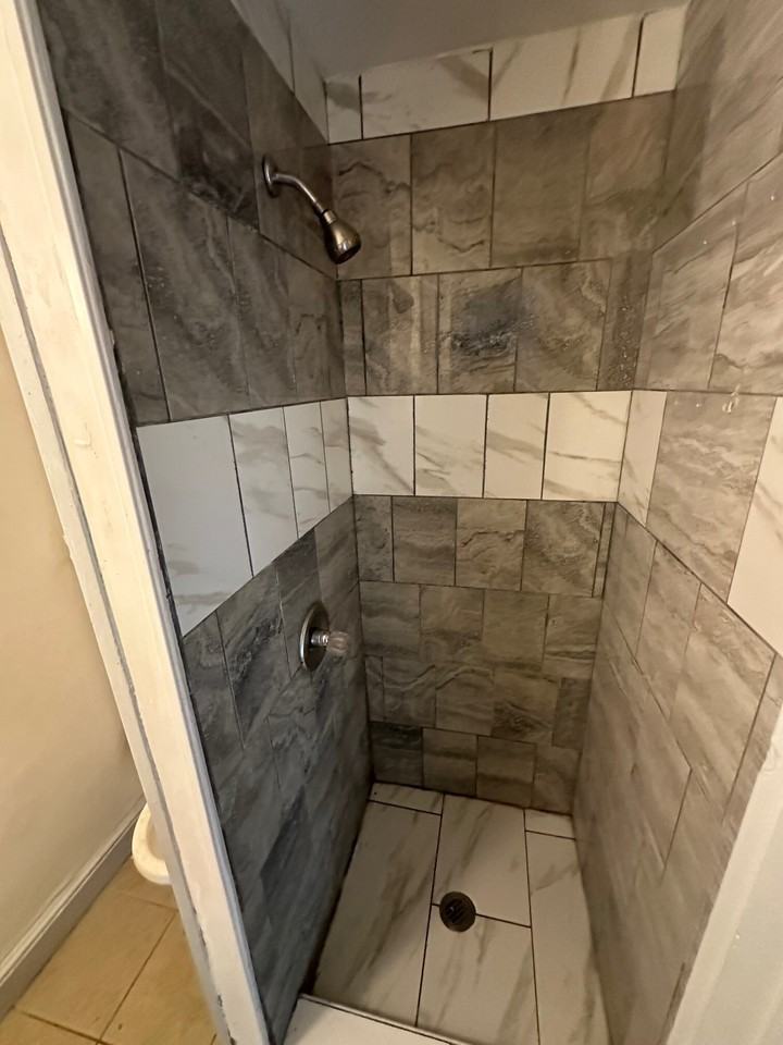 325 Main Street - Photo 3 of 22