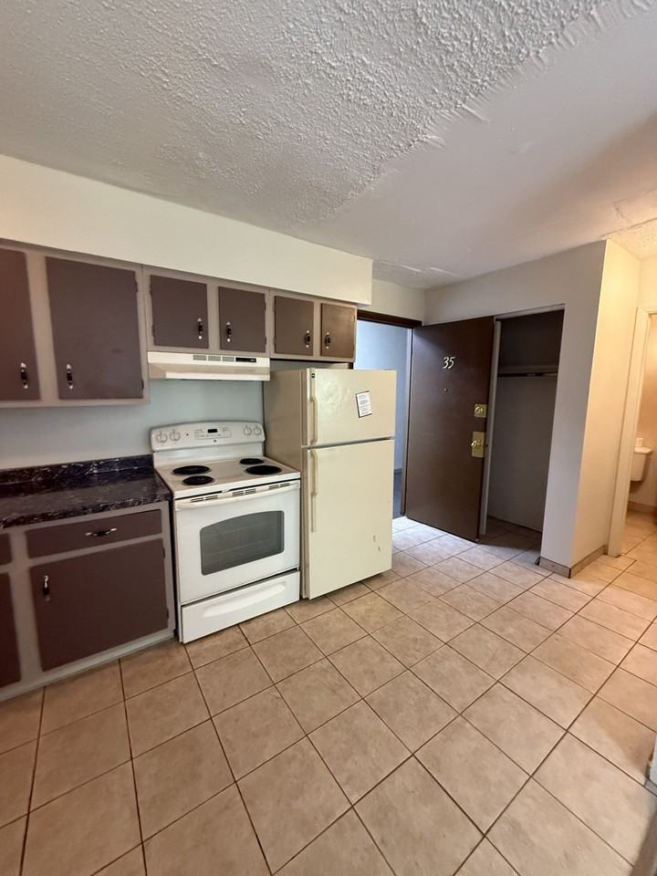 1855 Burnet Avenue - Photo 5 of 28