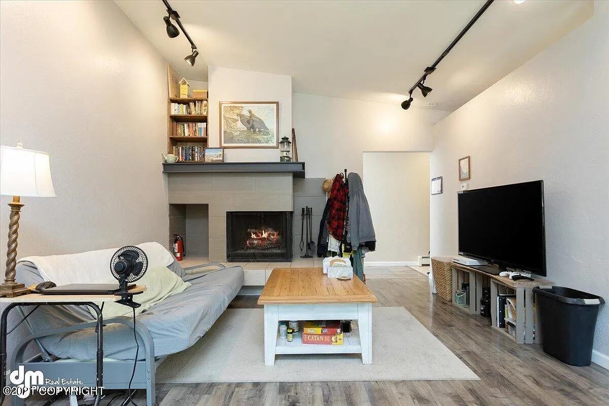 4106 Vance Dr #NA - Photo 2 of 14