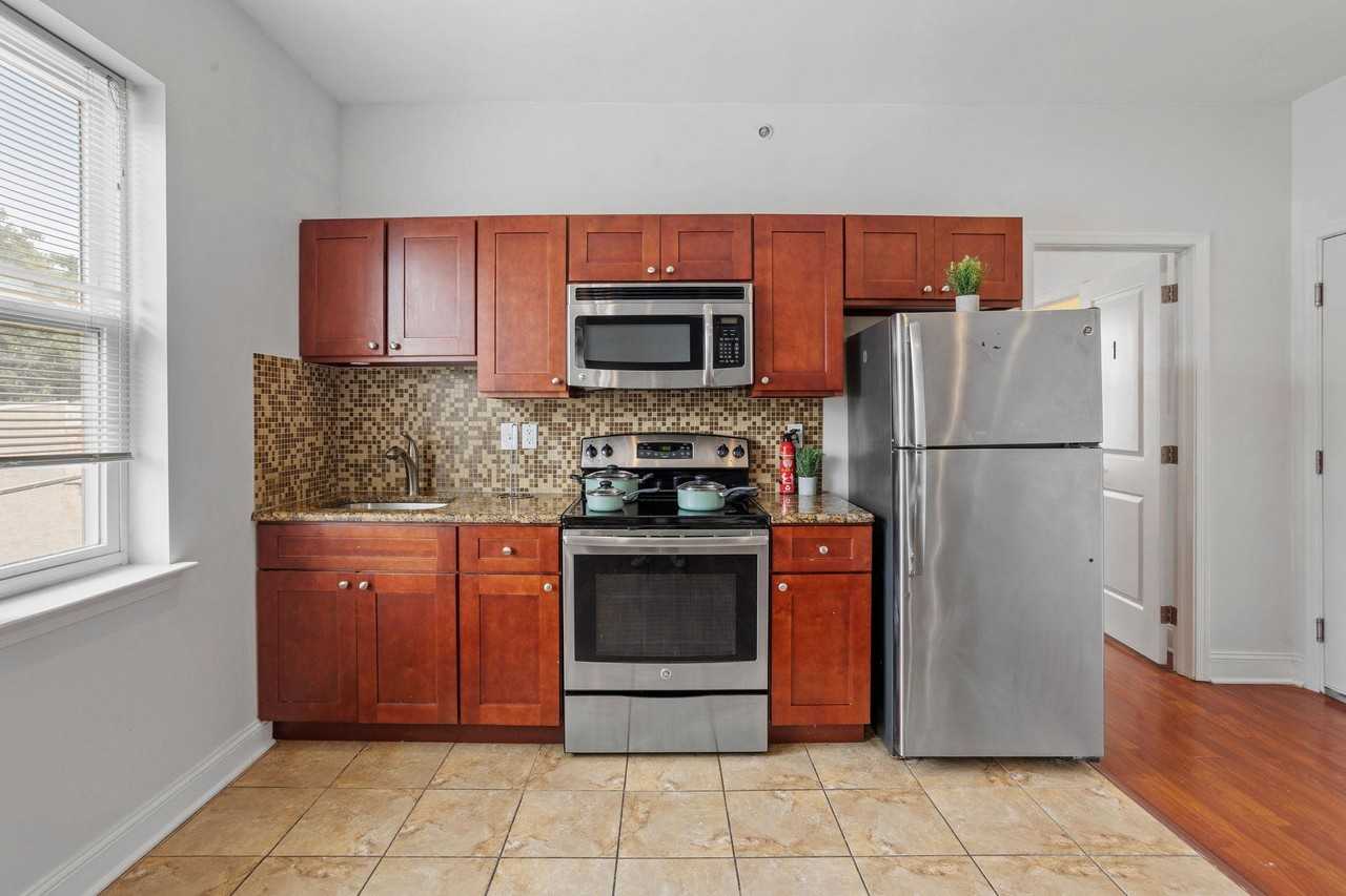 N 12th St - Photo 6 of 14