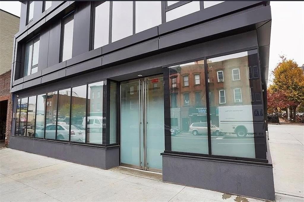 161 12th St #CU - Photo 2 of 6