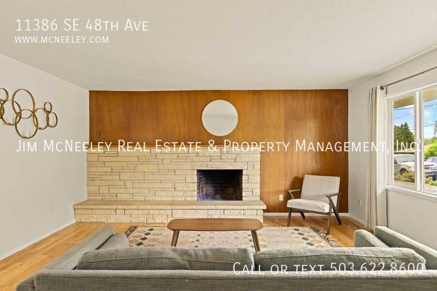 11386 Se 48th Ave - Photo 2 of 21