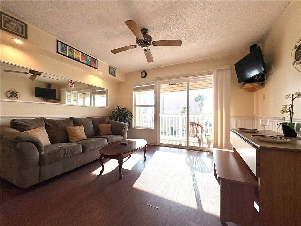 3938 Surfside Blvd Unit 3233 #3233 - Photo 6 of 23