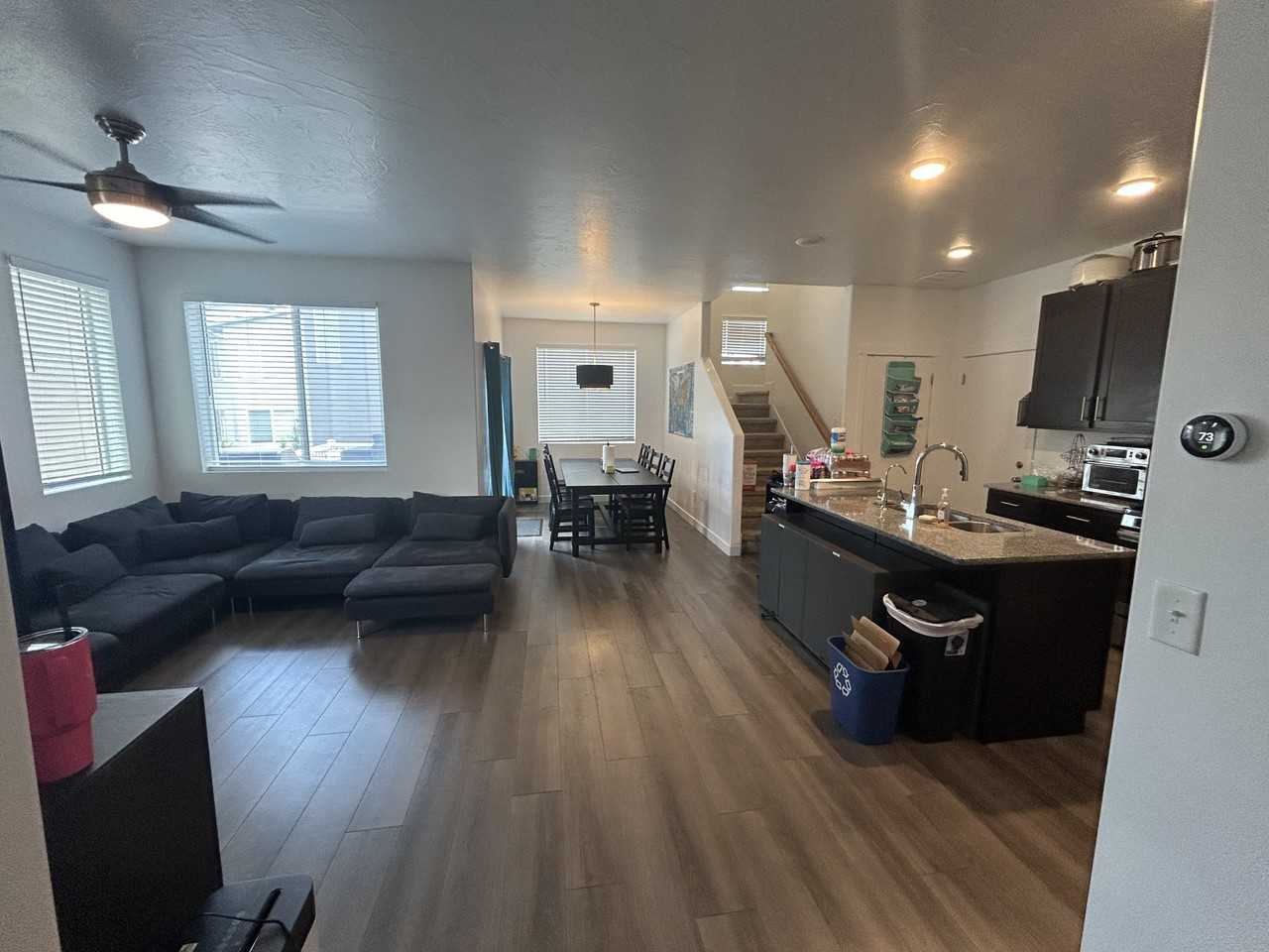 5349 W Rochdale Ln - Photo 2 of 12