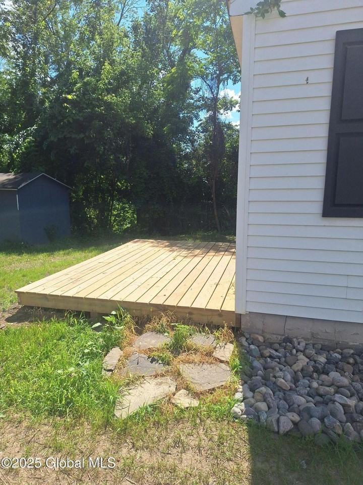 2A Hillview Ave - Photo 2 of 12