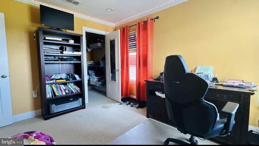 41 Bauer Ln - Photo 3 of 8