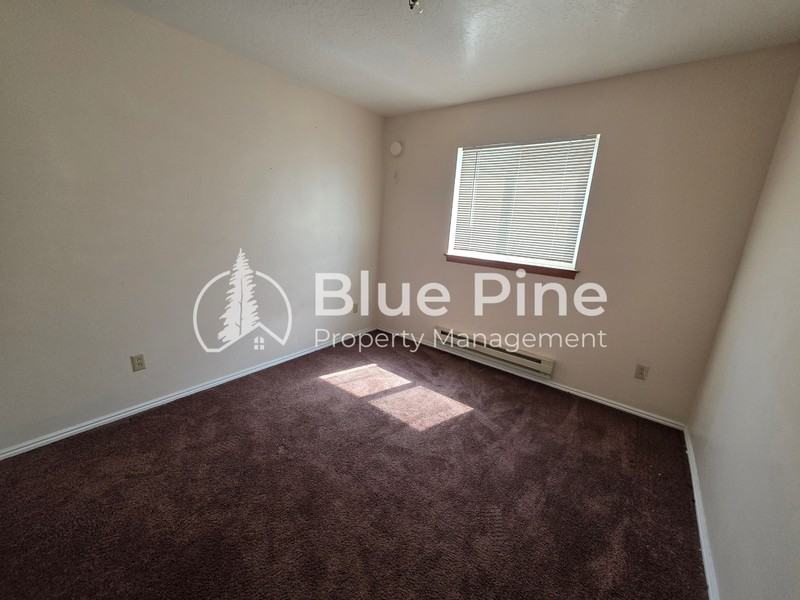 2137 Meppen Dr - Photo 6 of 9