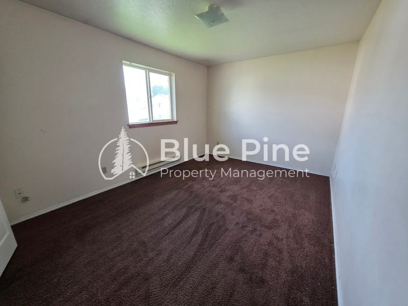2137 Meppen Dr - Photo 7 of 9