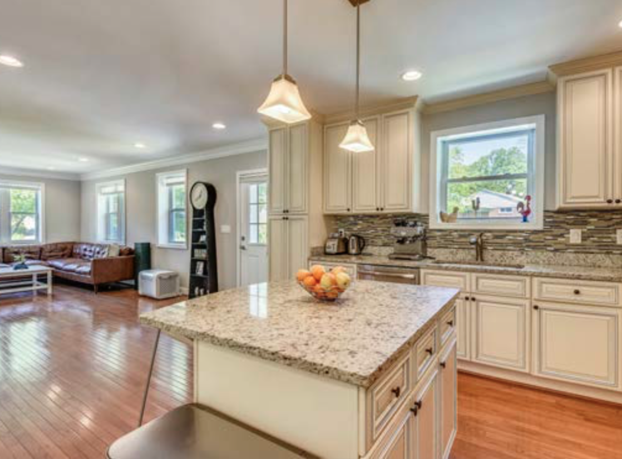 7304 Carol Ln - Photo 2 of 23