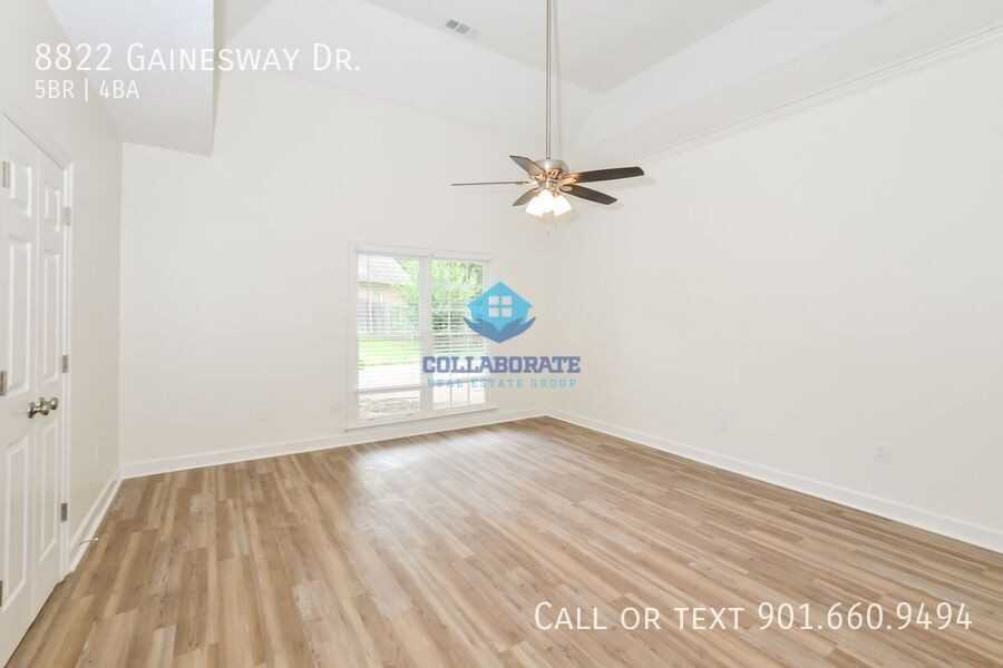 8822 Gainesway Dr - Photo 3 of 16