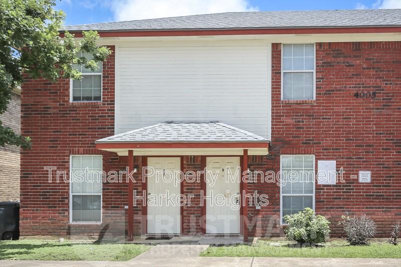4005 Madison Dr Apt B #B - Photo 2 of 18