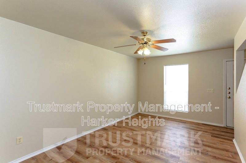 4005 Madison Dr Apt B #B - Photo 5 of 18