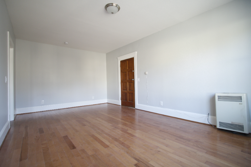 2630 14th Ave - Photo 3 of 15