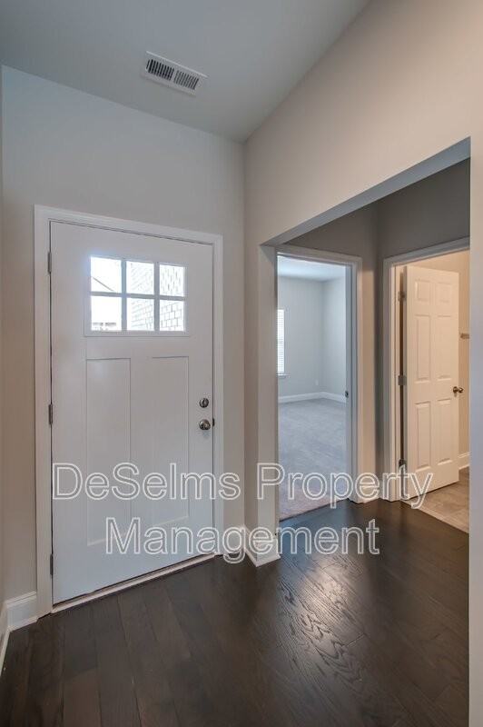 1529 Holton Road - Photo 4 of 30