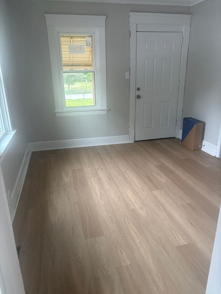 3701 E 106th St - Photo 5 of 8