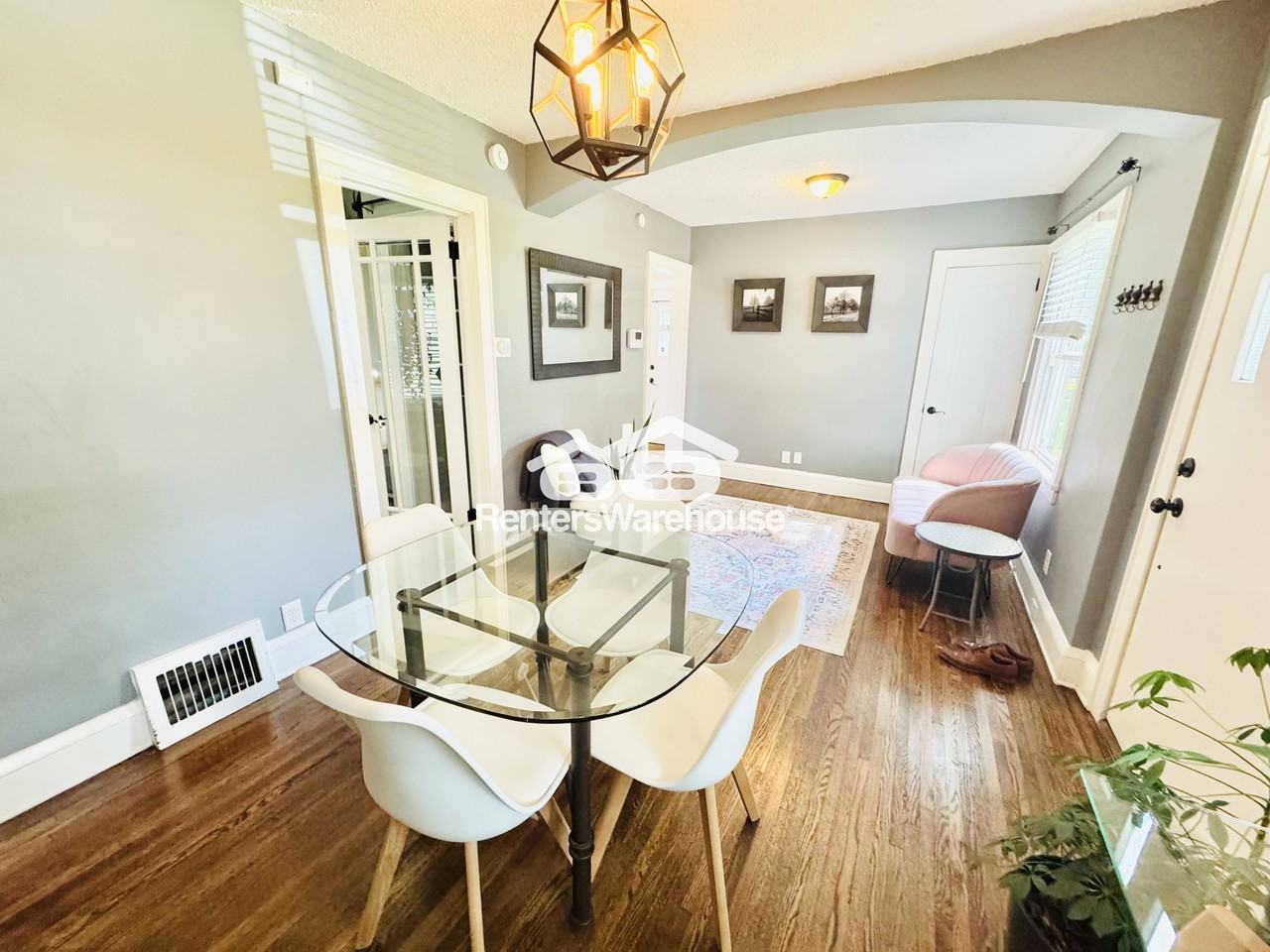 4850 Bryant Ave N - Photo 2 of 25