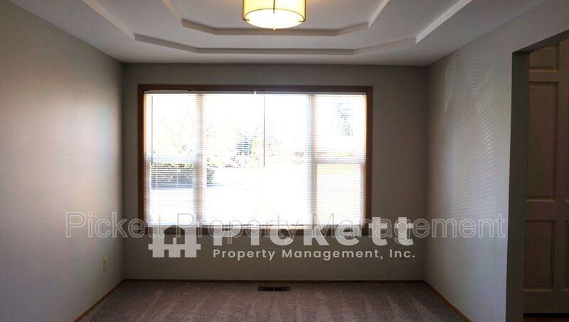 12443 Mount Worthington Loop Nw - Photo 6 of 28