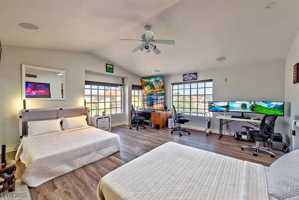 featured image of 4823 Illustrious St