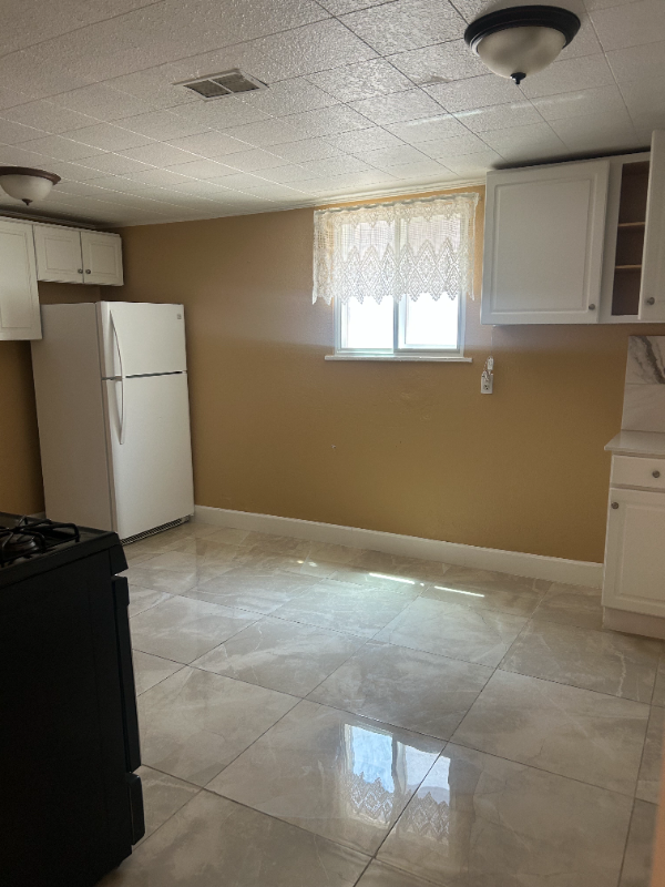 4519 Cook St - Photo 3 of 14