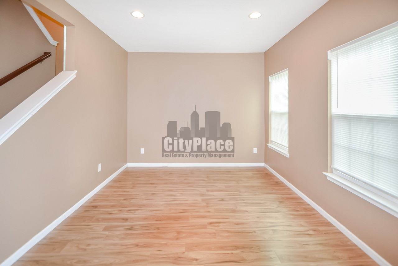 6683 School Branch Dr - Photo 5 of 31