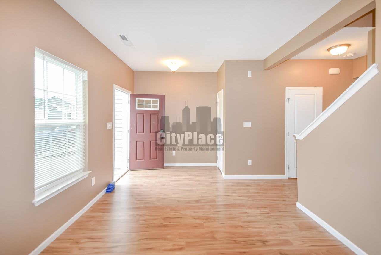 6683 School Branch Dr - Photo 6 of 31